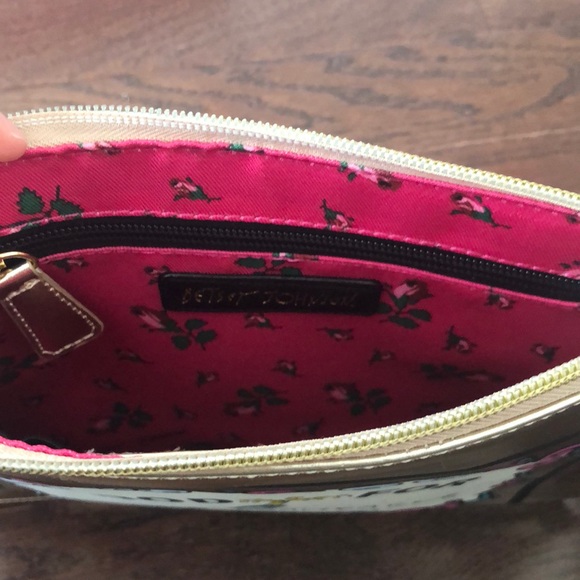 Betsey Johnson clutch - Picture 7 of 7